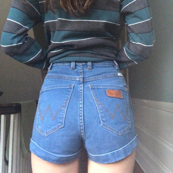 Wrangler Shorts - Picture 2 of 6